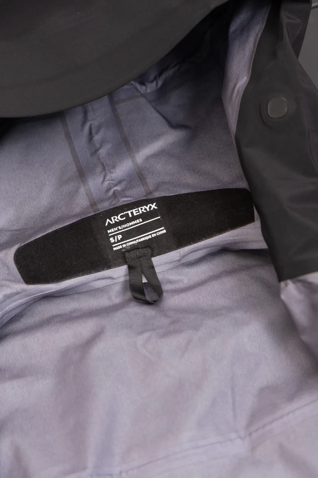 Quality ARC'TERYX SV Arcteryx Alpha SV GTX Same Style S XXL Premium ～ ！ ， 。 Recco ， ， ！ Authentic Gore-Tex ： 100% ＋ ＋20d ( )＋ Authentic ！ ！ ～ ， 。 。 ， ， ， 。 ， Quality 。 😊 Quality ！ Size：S/M/L/XL/XXL ： 81 83 86 88 90 ：117 122 128 132 136 ： 59 61 64 66 68 ： 53 55 58 60 62 S 80-120 M 110-150 L 140-170 XL 160 XXL 180 os ～